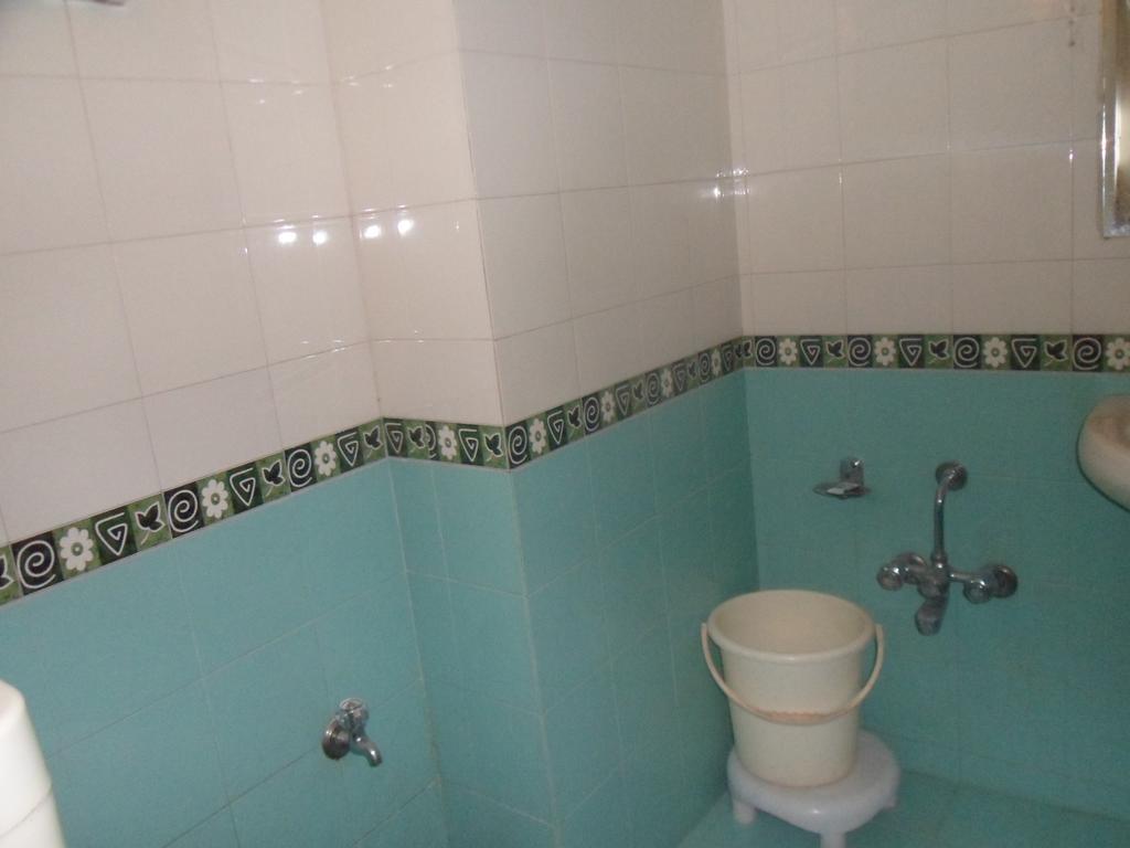 Hotel Dudawat Ahmadabad Pokój zdjęcie